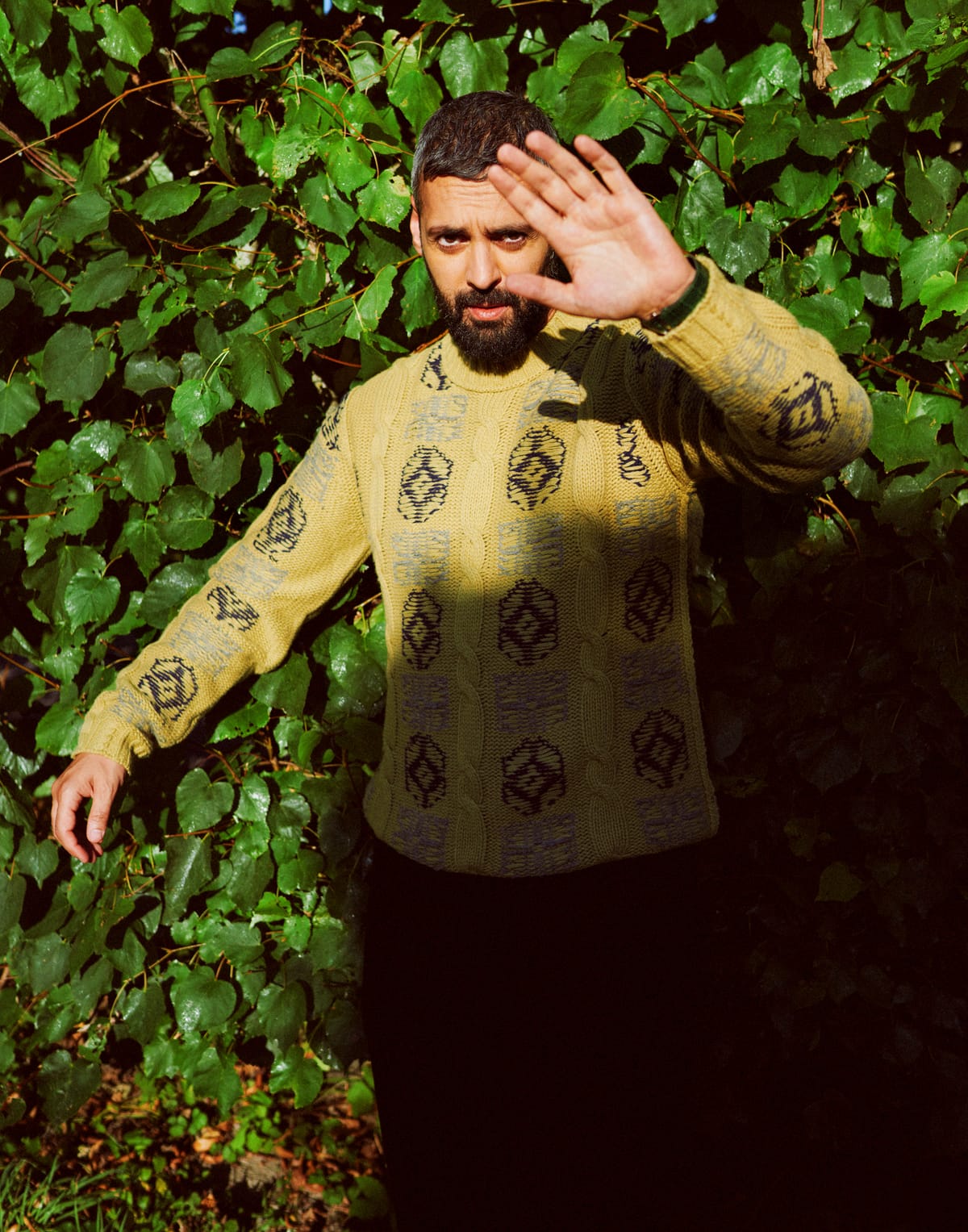 Ardalan Esmaili for KING, makeup by Jessica de la Torre (image 5 of 6)