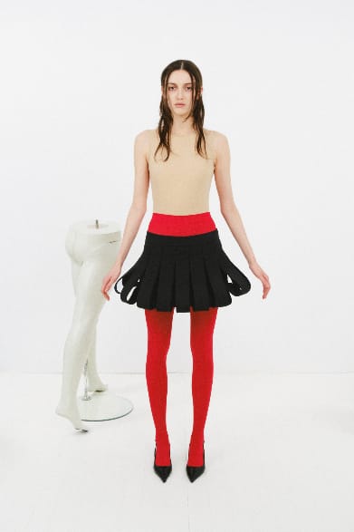 AVAVAV, makeup by Jessica de la Torre (image 7 of 7)