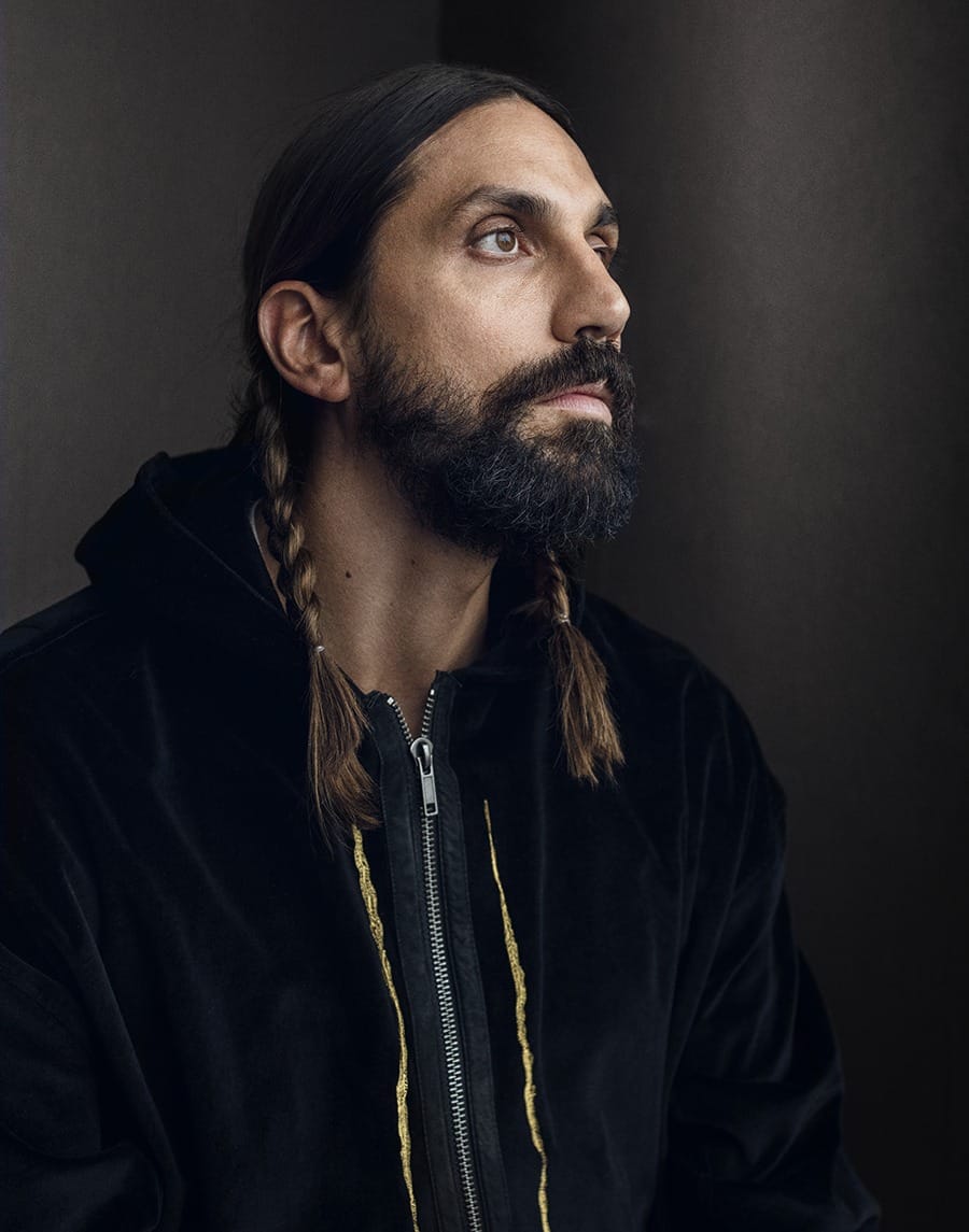 Ben Gorham for KING, makeup av Jessica de la Torre (bild 8 av 10)