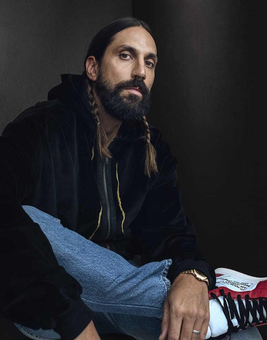 Ben Gorham for KING, makeup av Jessica de la Torre (bild 9 av 10)