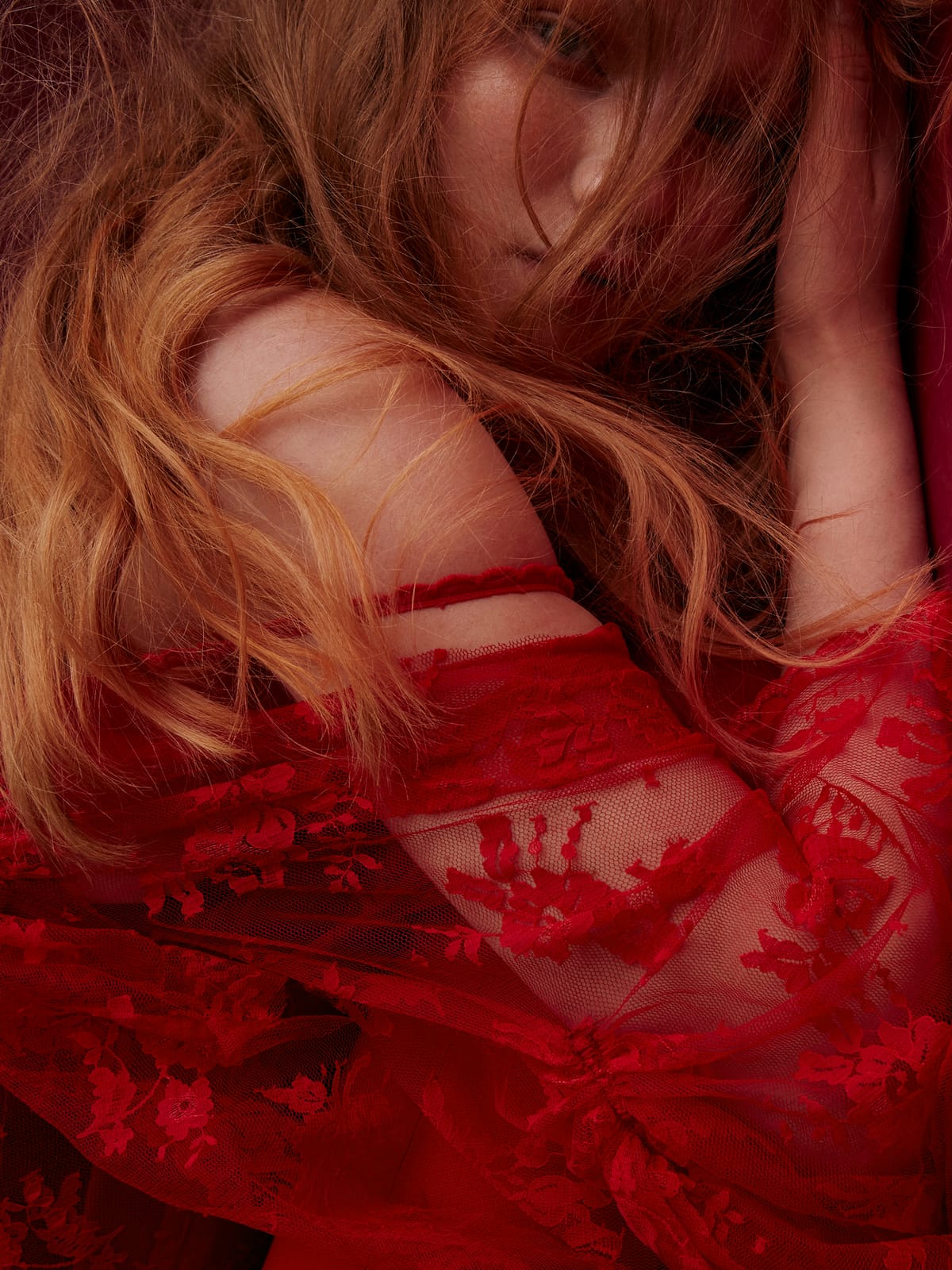 Red for Revs Mag, makeup by Jessica de la Torre (image 3 of 8)