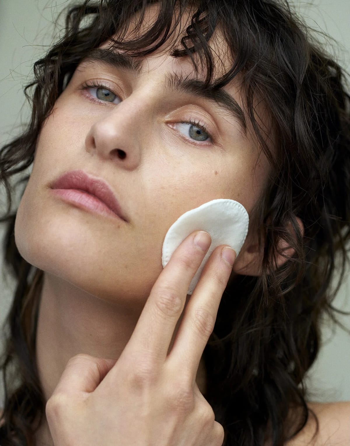 Verso Skincare, makeup av Jessica de la Torre (bild 4 av 6)